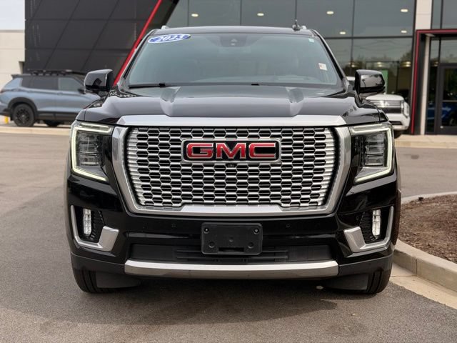 Used 2023 GMC Yukon Denali AWD/4WD image 7