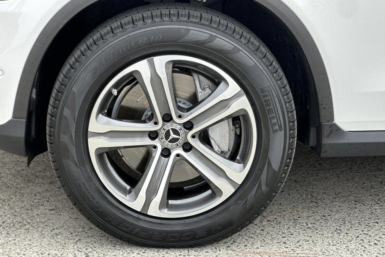 Used 2021 Mercedes-Benz GLC 300 4MATIC image 38