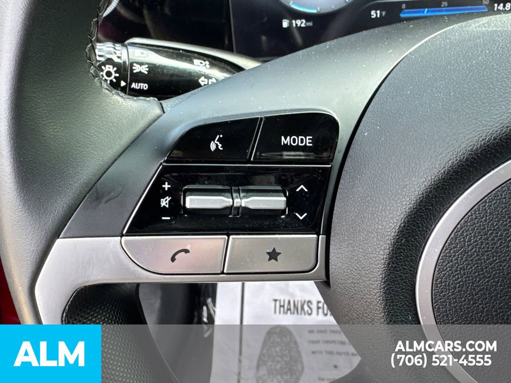 Used 2025 Hyundai Elantra SEL image 29