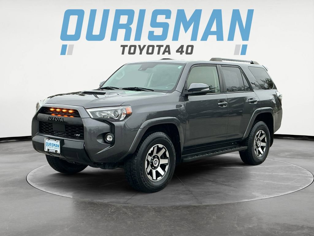 Certified 2022 Toyota 4Runner TRD Off-Road Premium image 3