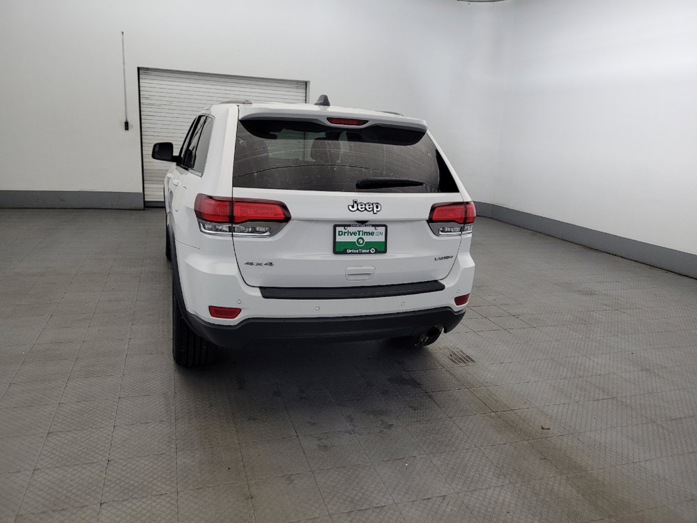 Used 2022 Jeep Grand Cherokee Laredo E AWD/4WD image 6