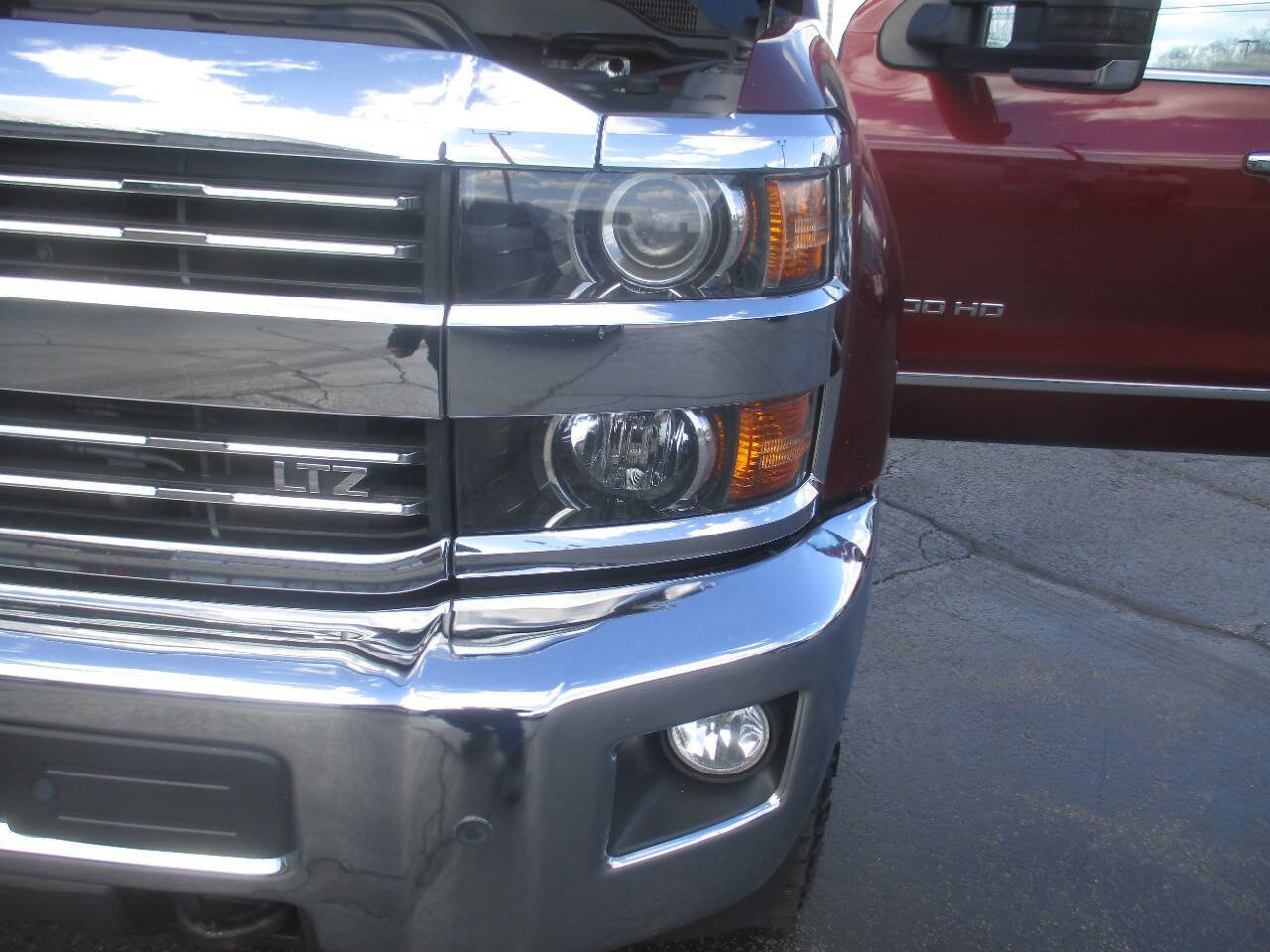 Used 2016 Chevrolet Silverado 2500 LTZ w/ LTZ Plus Package image 22