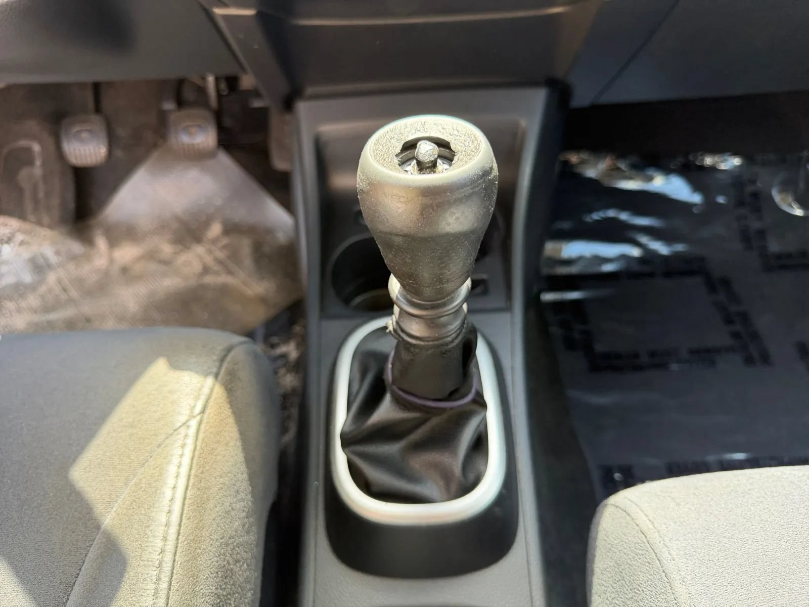 Used 2009 Nissan Versa 1.8 S FWD image 23