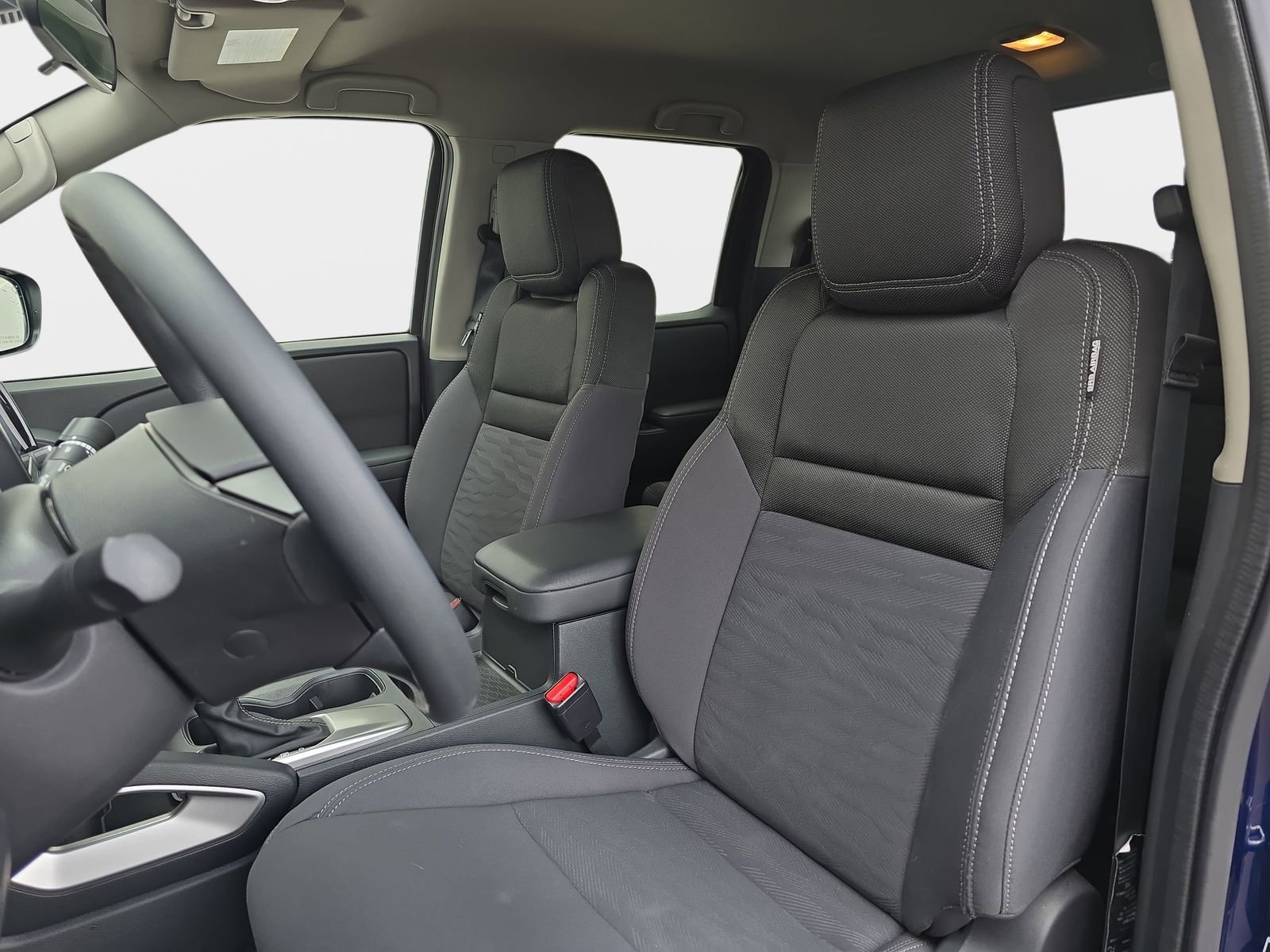 Used 2023 Nissan Frontier SV w/ Technology Package image 18