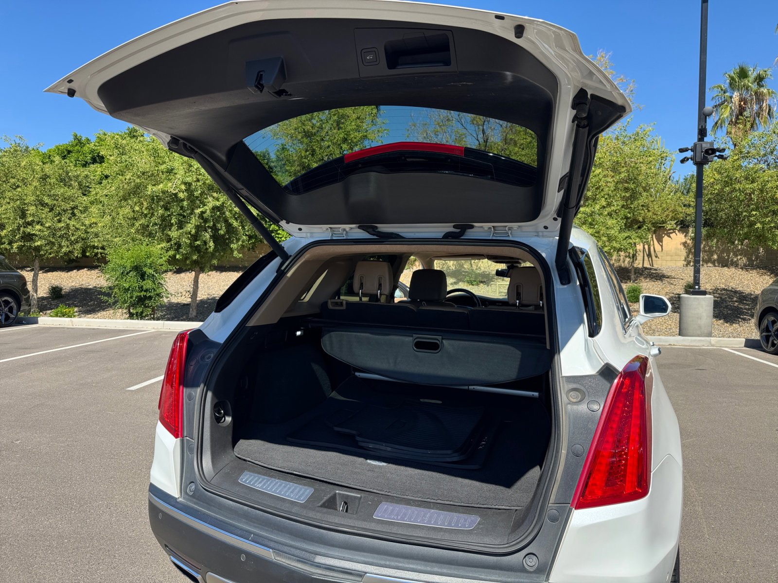 Used 2019 Cadillac XT5 Platinum image 34