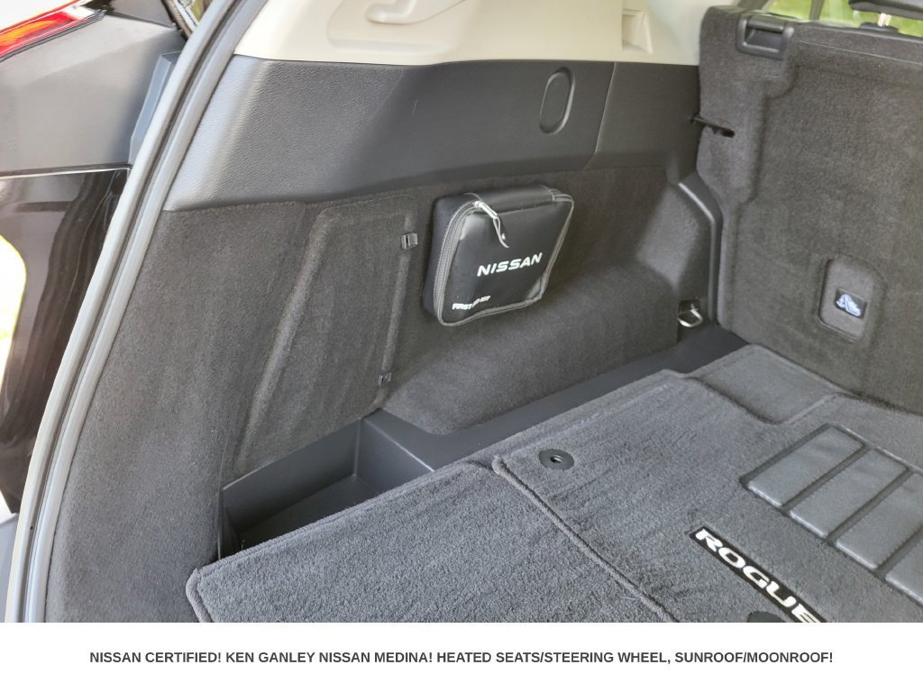 Certified 2023 Nissan Rogue SV w/ SV Premium B Package AWD/4WD image 46