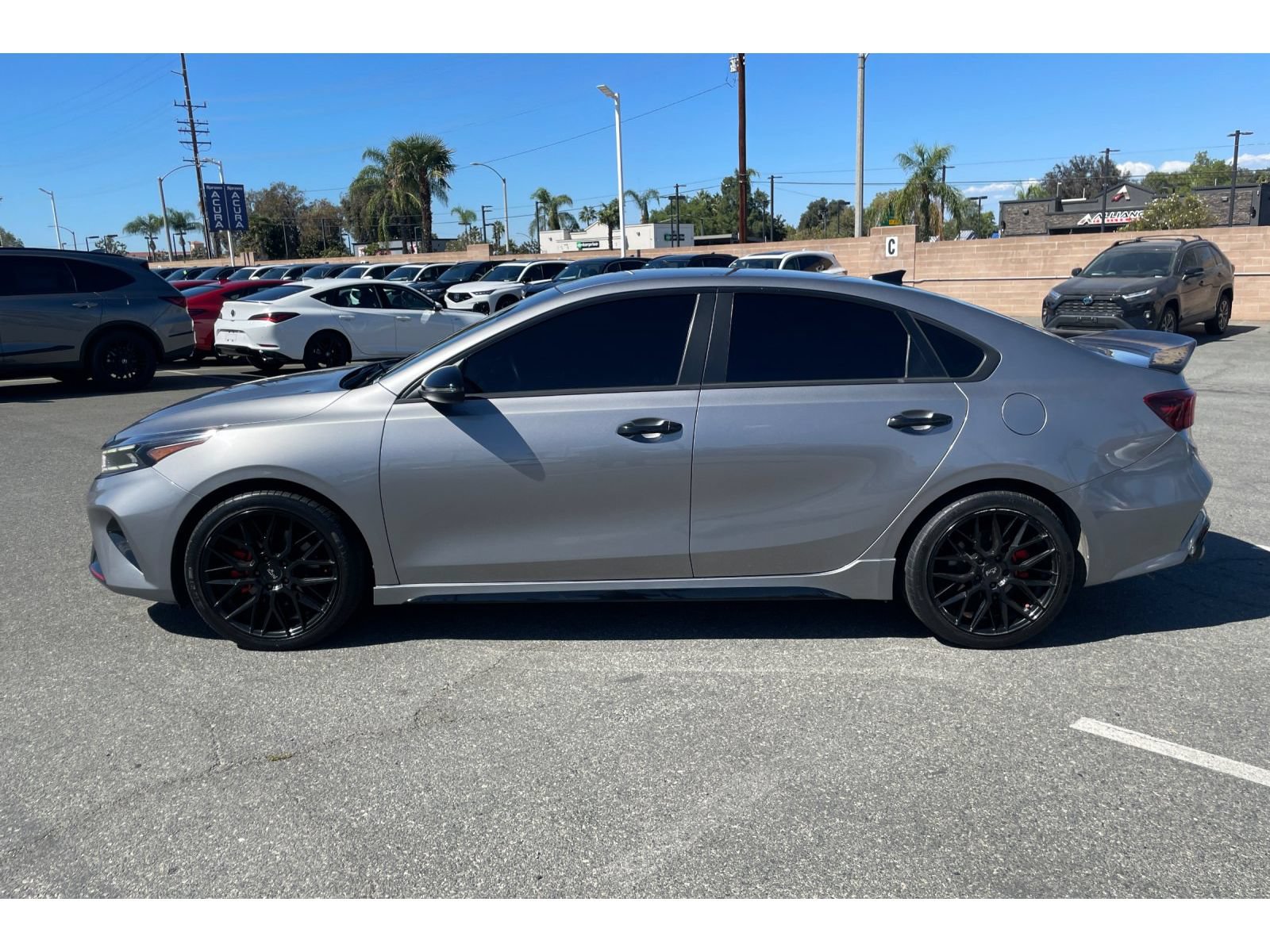Used 2023 Kia Forte GT FWD image 2