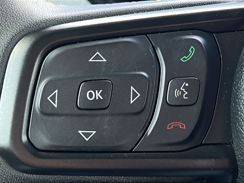 Used 2024 Jeep Wrangler Unlimited Sport AWD/4WD image 19