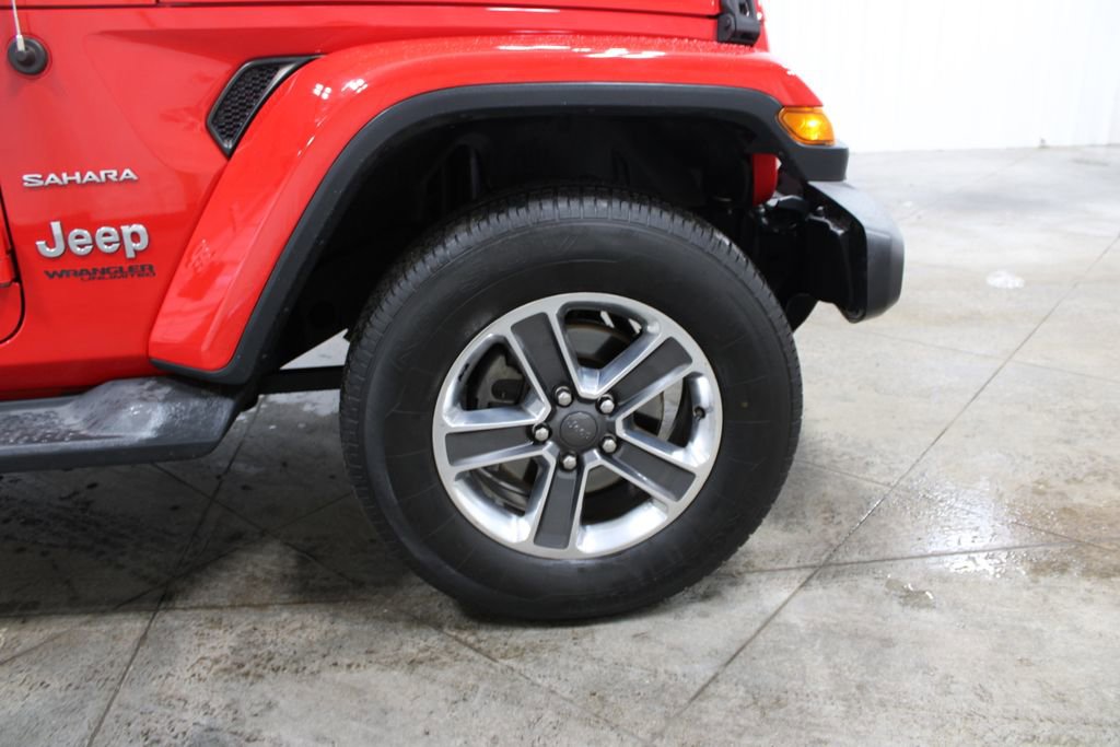 Used 2018 Jeep Wrangler Unlimited Sahara image 36