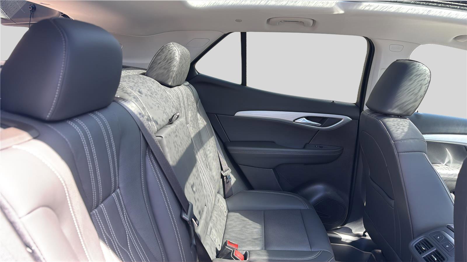 New 2026 Buick Envision Avenir image 22