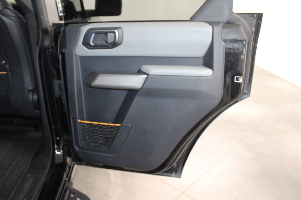 Used 2023 Ford Bronco Badlands image 34