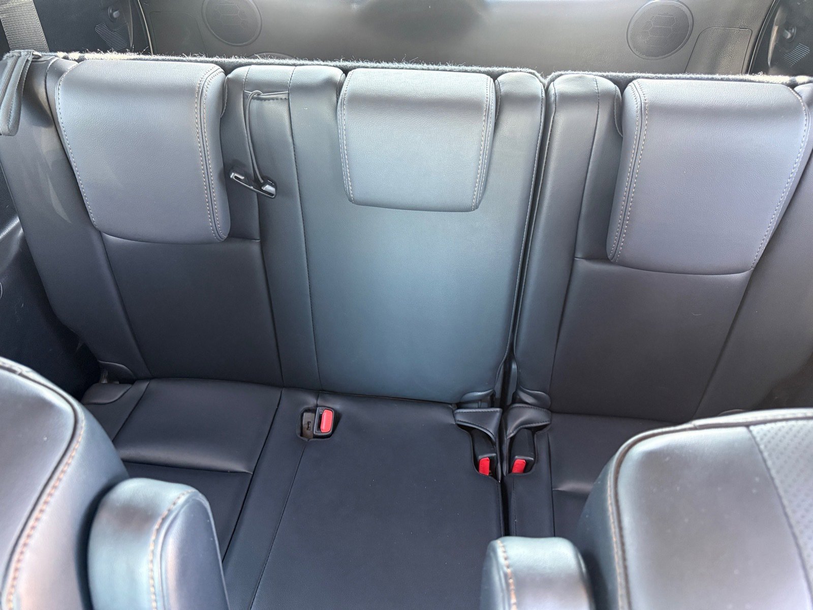 Used 2015 Toyota Highlander Limited FWD image 25