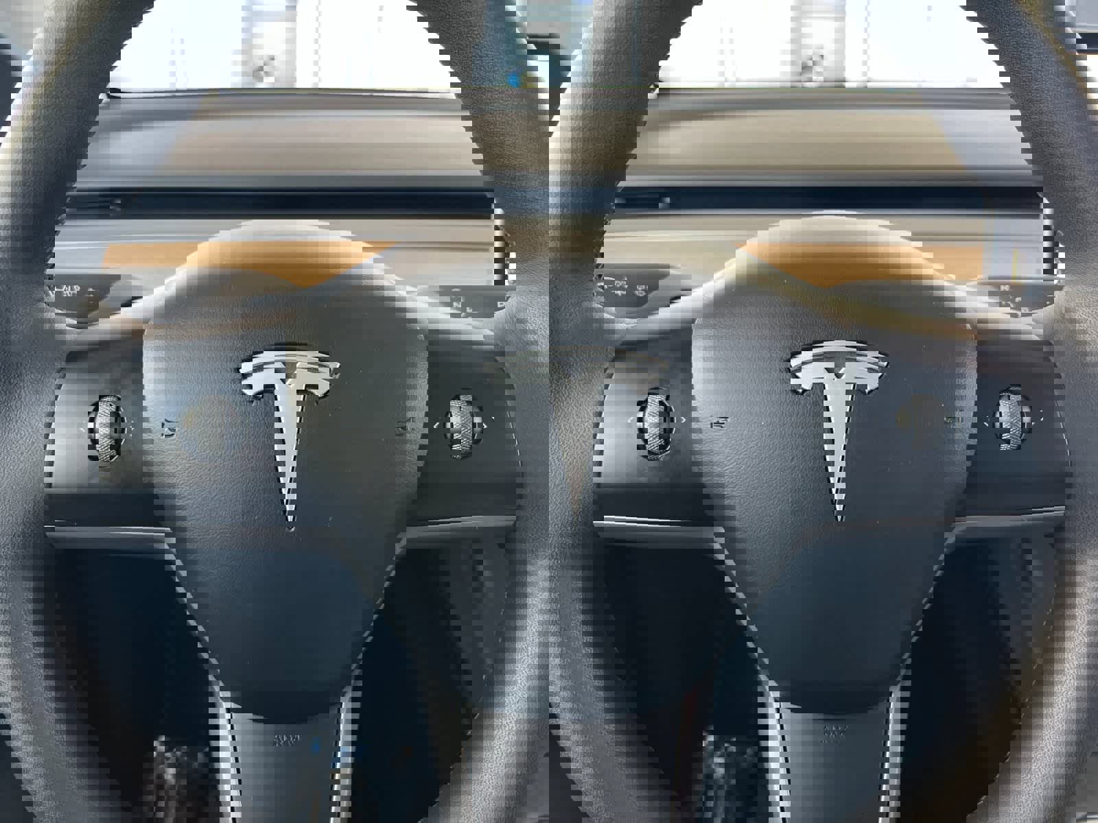 Used 2023 Tesla Model Y Long Range image 24