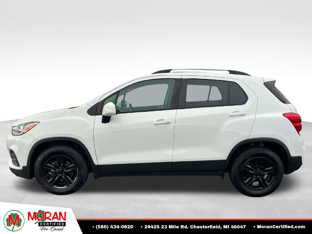 Used 2021 Chevrolet Trax LT w/ Driver Confidence Package FWD image 2