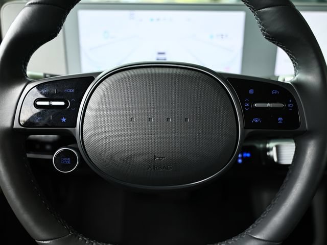 Used 2024 Hyundai Ioniq 5 SEL RWD image 32