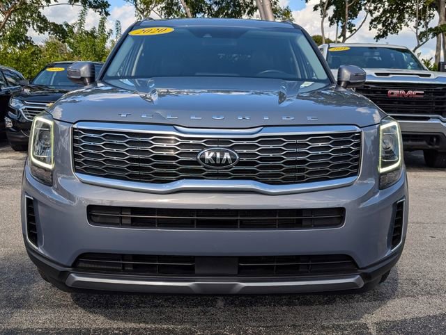Used 2020 Kia Telluride S w/ S 8 Passenger Seating Package image 2