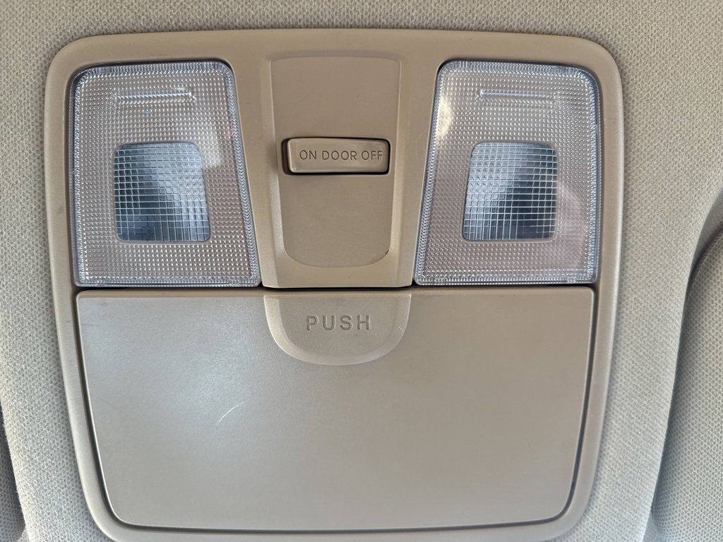 Used 2013 Hyundai Elantra GLS image 36