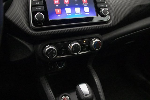 New 2025 Nissan Kicks Play S FWD image 33