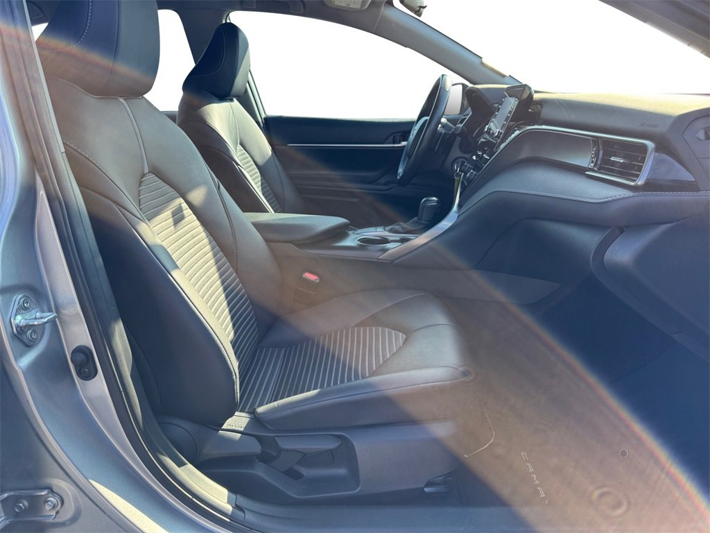 Used 2023 Toyota Camry SE image 15