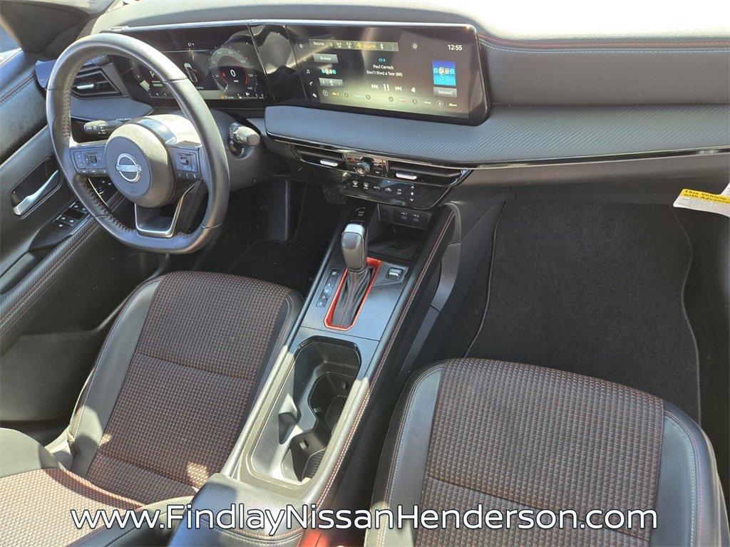Used 2025 Nissan Kicks SR image 17