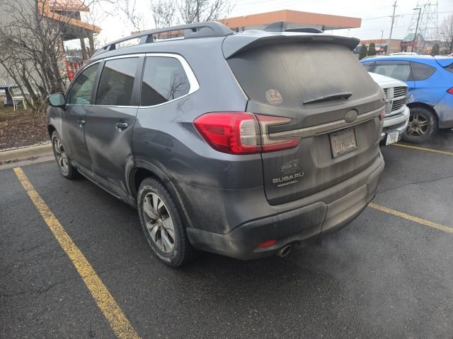 Used 2024 Subaru Ascent Premium w/ Convenience Package image 7