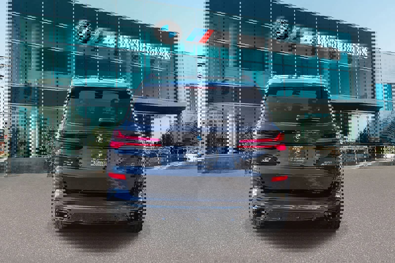 Used 2026 BMW X5 xDrive40i w/ M Sport Package AWD/4WD image 5