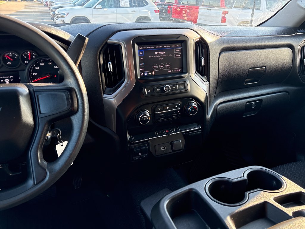 Used 2020 Chevrolet Silverado 2500 Custom w/ Custom Value Package AWD/4WD image 21
