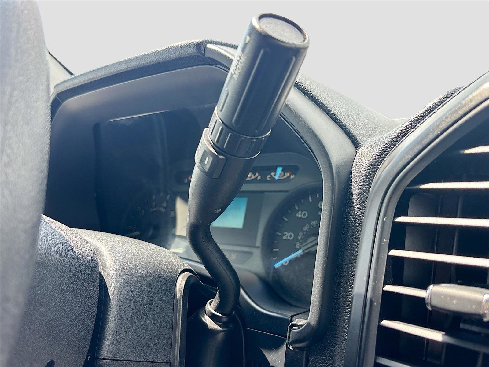 Used 2020 Ford F150 XL w/ Trailer Tow Package image 17