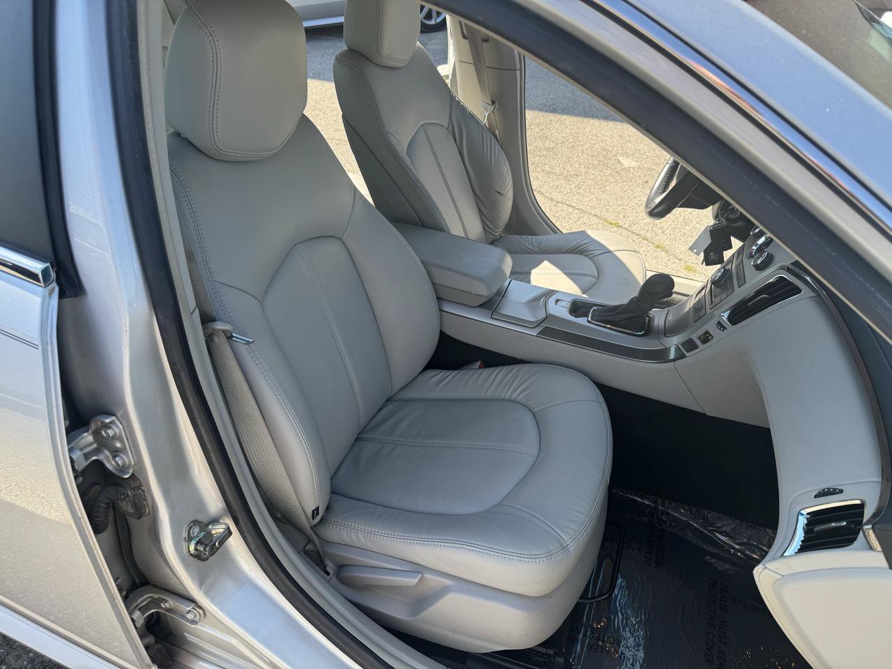 Used 2010 Cadillac CTS Sedan RWD image 18
