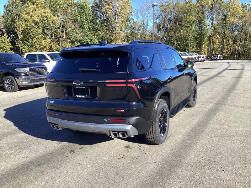New 2027 Chevrolet Traverse Z71 w/ Enhanced Driving Package AWD/4WD image 7