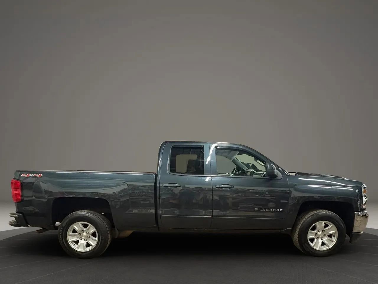 Used 2017 Chevrolet Silverado 1500 LT w/ All Star Edition image 6