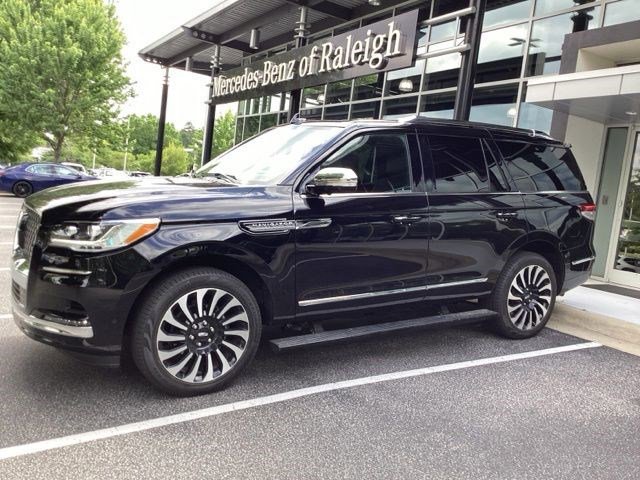 Used 2024 Lincoln Navigator Black Label AWD/4WD image 1