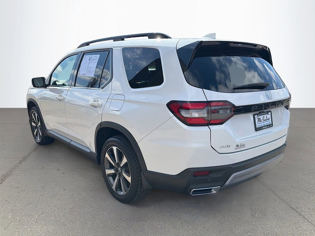Used 2023 Honda Pilot Elite image 7