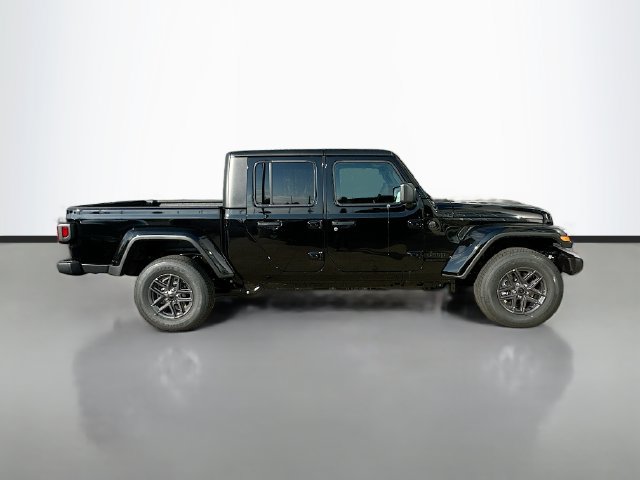 New 2026 Jeep Gladiator Sport AWD/4WD image 4
