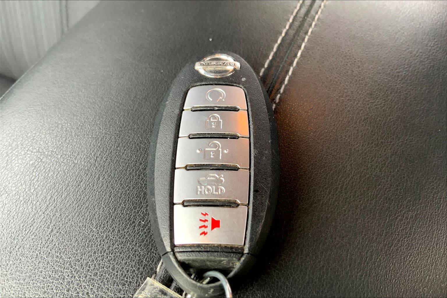 Used 2021 Nissan Sentra SV FWD image 14