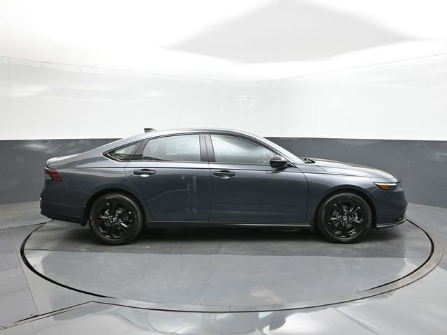 Used 2025 Honda Accord SE image 26