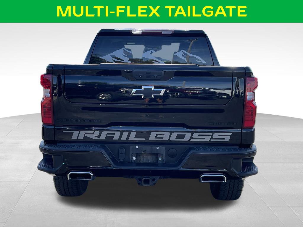 Used 2022 Chevrolet Silverado 1500 Custom Trail Boss w/ Midnight Edition AWD/4WD image 10