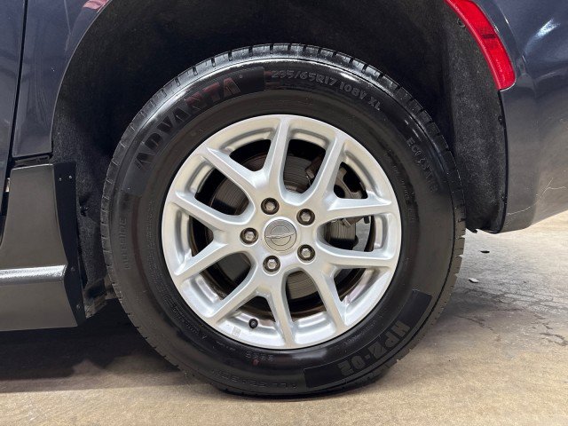 Used 2020 Chrysler Pacifica Touring-L image 42