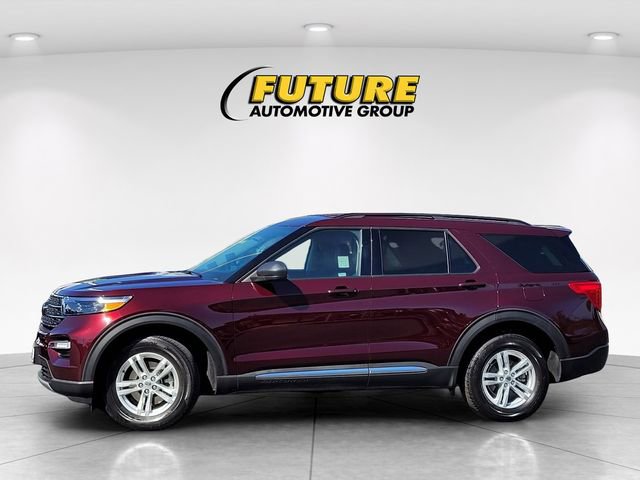 Used 2022 Ford Explorer XLT w/ Equipment Group 202A AWD/4WD image 8