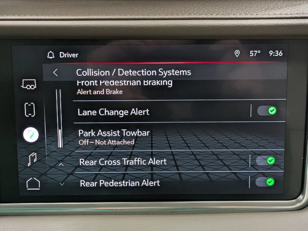 Used 2022 GMC Yukon XL Denali AWD/4WD image 13