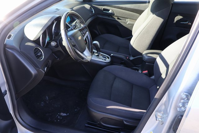 Used 2013 Chevrolet Cruze LT image 16