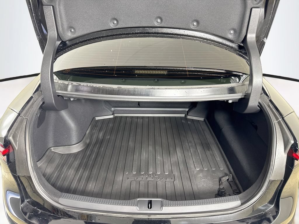 Certified 2024 Toyota Crown AWD/4WD image 24