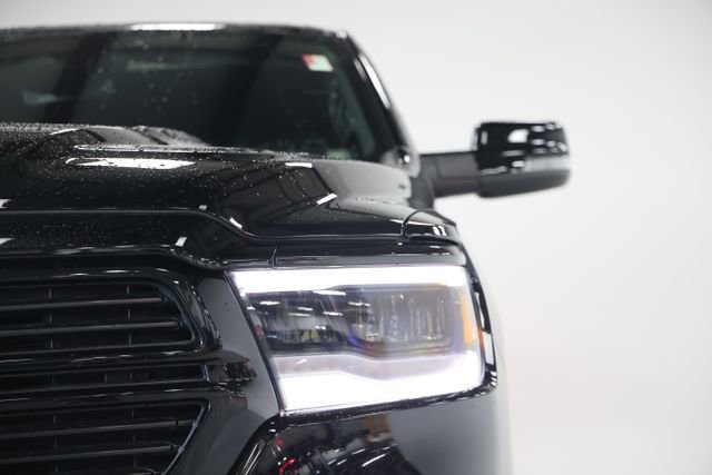 Used 2023 RAM 1500 Laramie AWD/4WD image 3