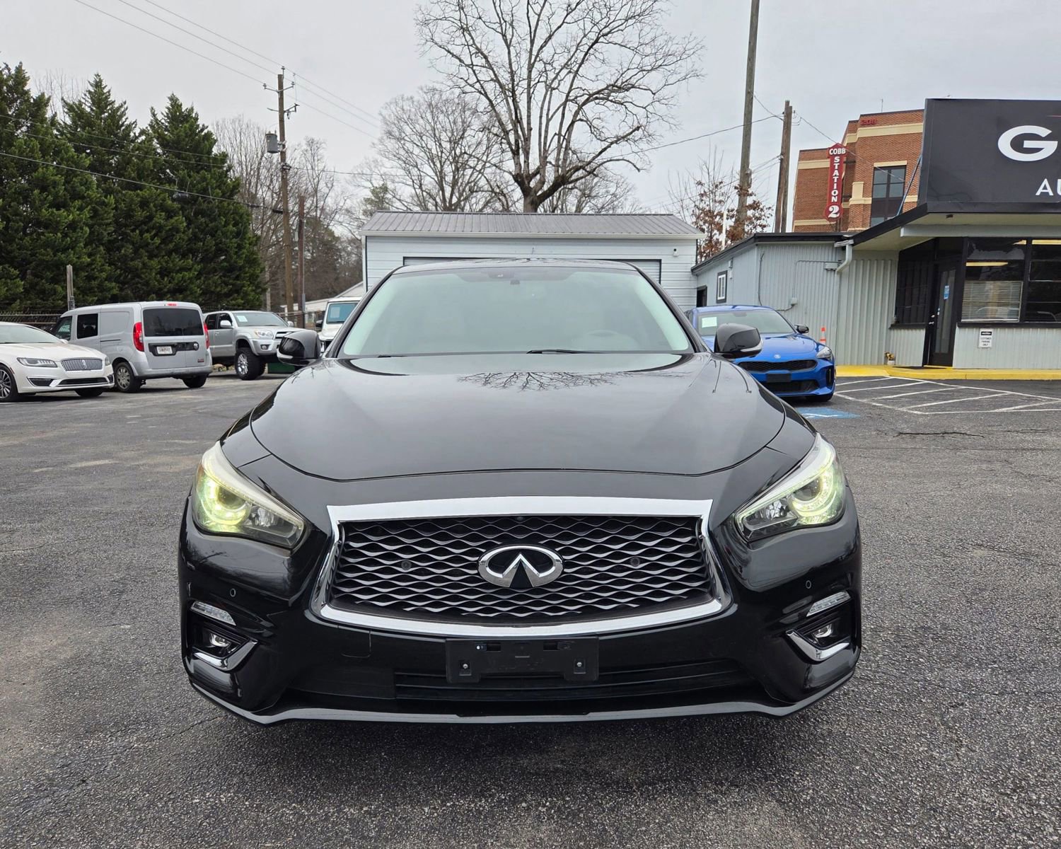 Used 2018 INFINITI Q50 Luxe w/ Essential Package (3.0T Luxe) image 6
