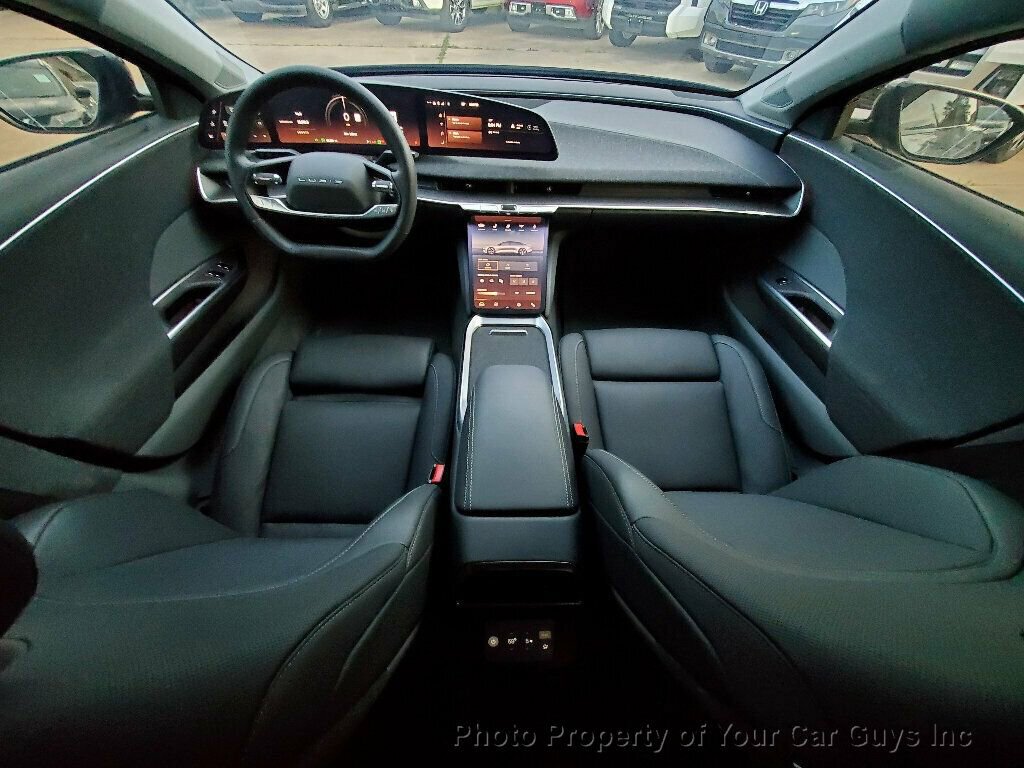 Used 2025 Lucid Air Pure image 26