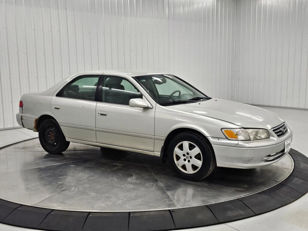 Used 2001 Toyota Camry LE image 7