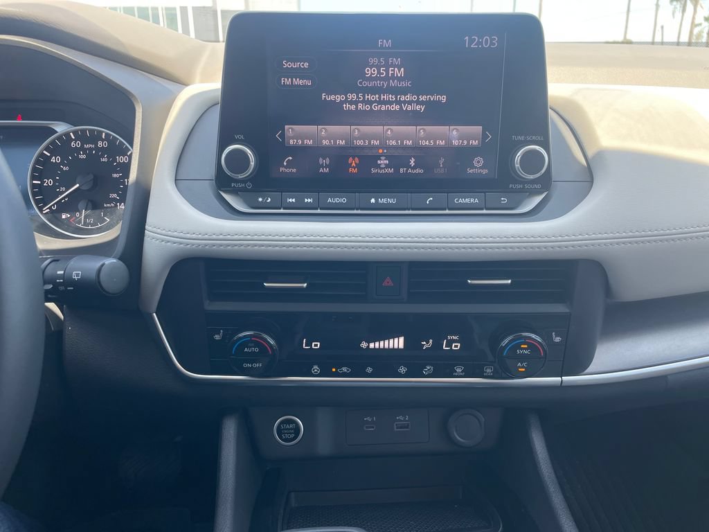 Certified 2023 Nissan Rogue SV w/ SV Premium B Package FWD image 17