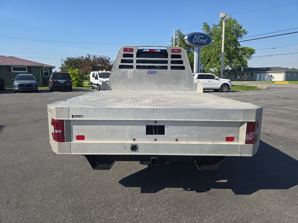 Used 2023 Ford F550 4x4 Crew Cab Super Duty image 8