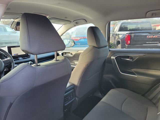 Used 2024 Toyota RAV4 XLE image 28
