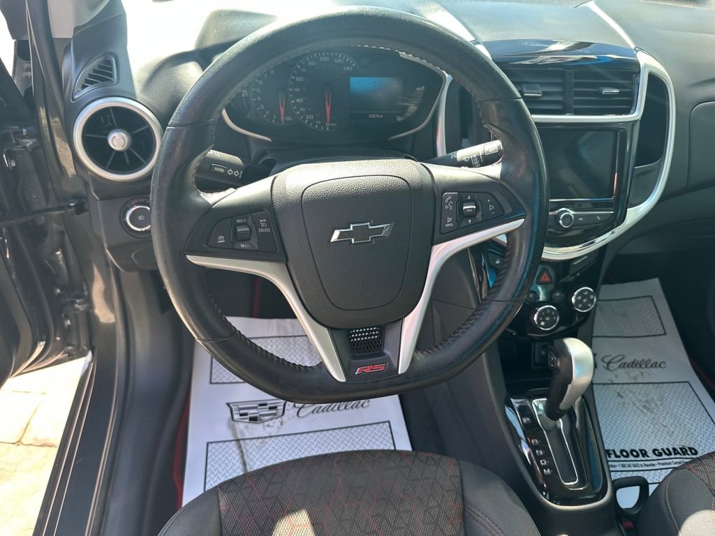 Certified 2018 Chevrolet Sonic LT w/ Convenience Package image 9